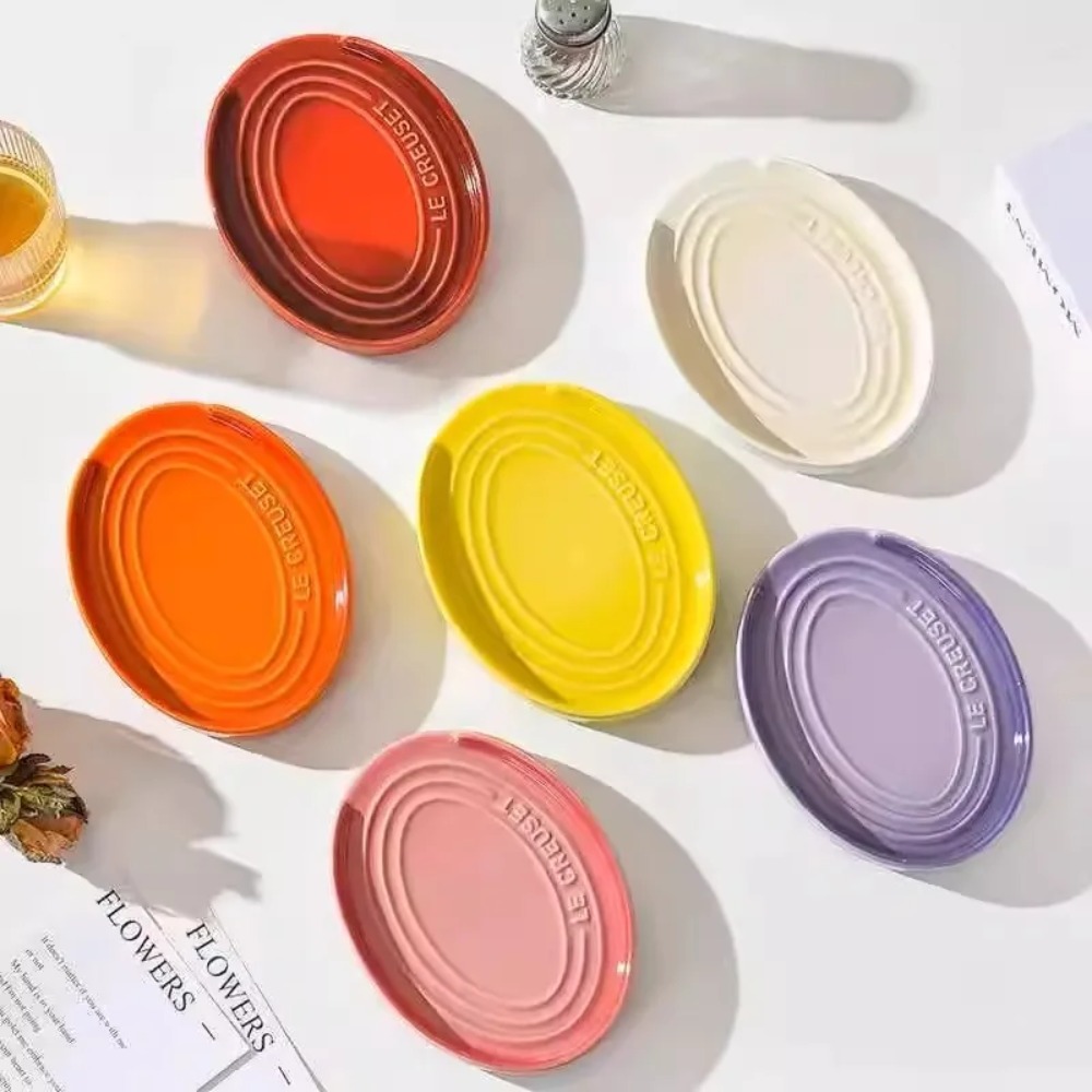 Home Cooking Recipes - Le Creuset, support en céramique pour